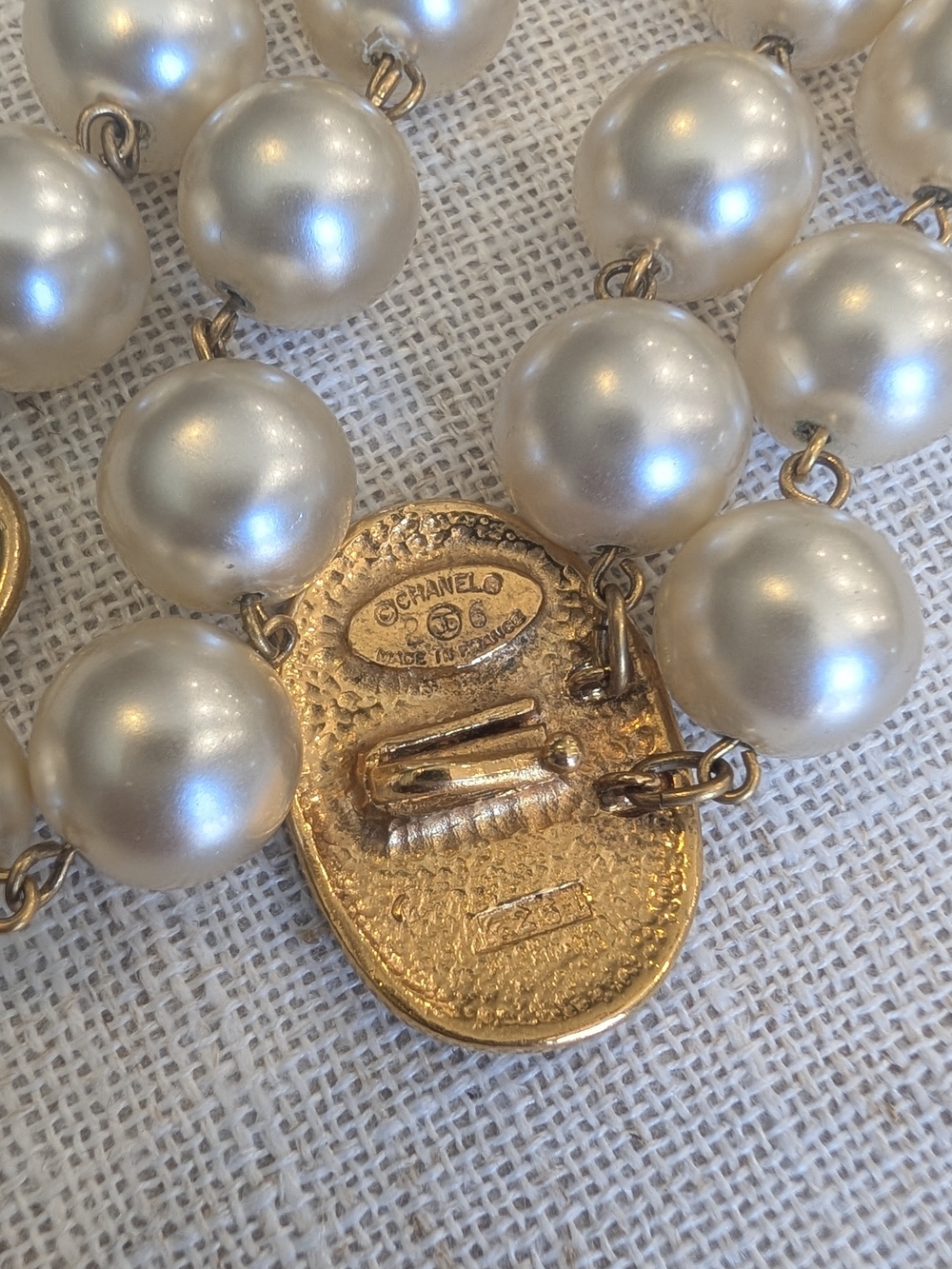 Chanel Vintage Coco Crown Double Strand Pearl Bracelet - Picture 8 of 8